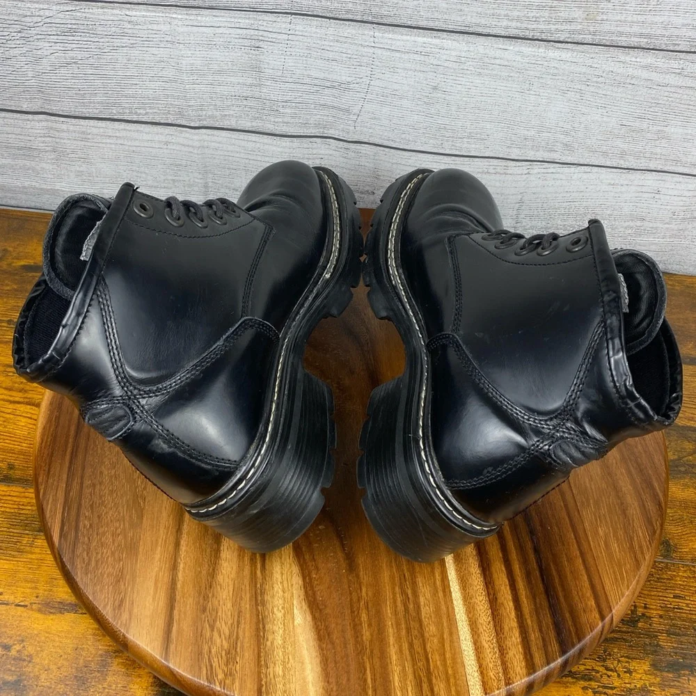 Skechers feel 1st